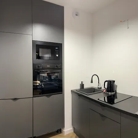 Gold Sleep We Wroclawiu Z Prywatnym Jacuzzi I Duzym Lozkiem شقة *